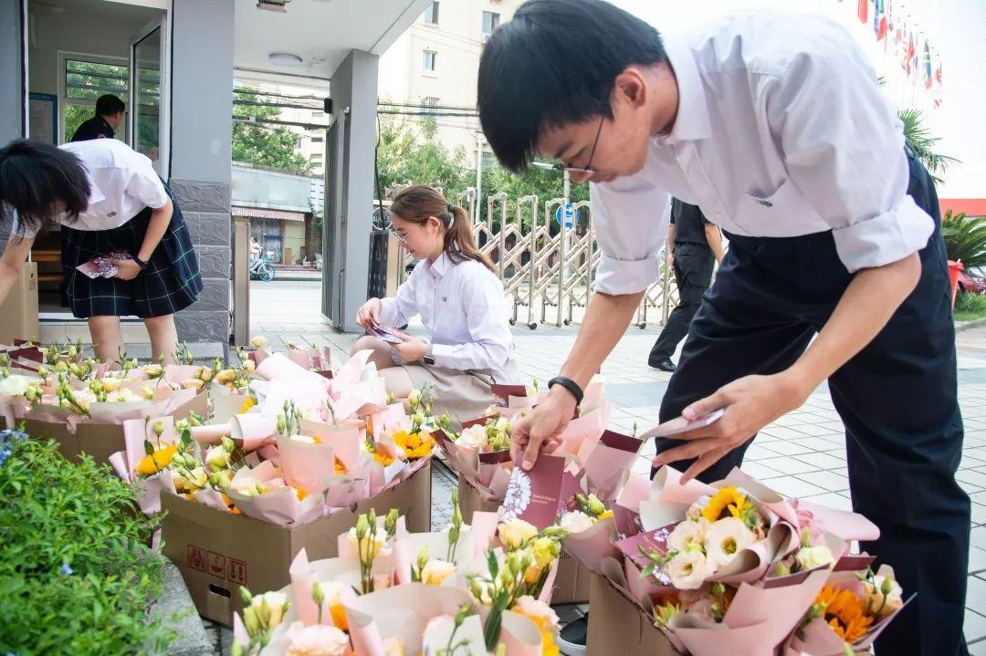 世外中学2019学年教师节图片_1 世外中学2019学年教师节图片_1