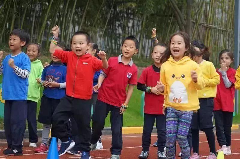 德英乐校园体育节——看奥运冠军为孩子们加油助威!图片_127 德英乐校园体育节——看奥运冠军为孩子们加油助威!图片_127