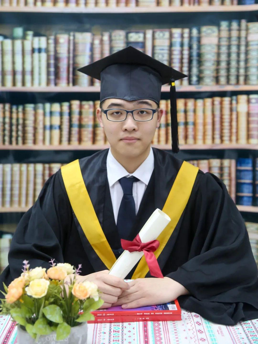 上海枫叶学子故事分享丨一个内向男孩的开放史图片_3 上海枫叶学子故事分享丨一个内向男孩的开放史图片_3