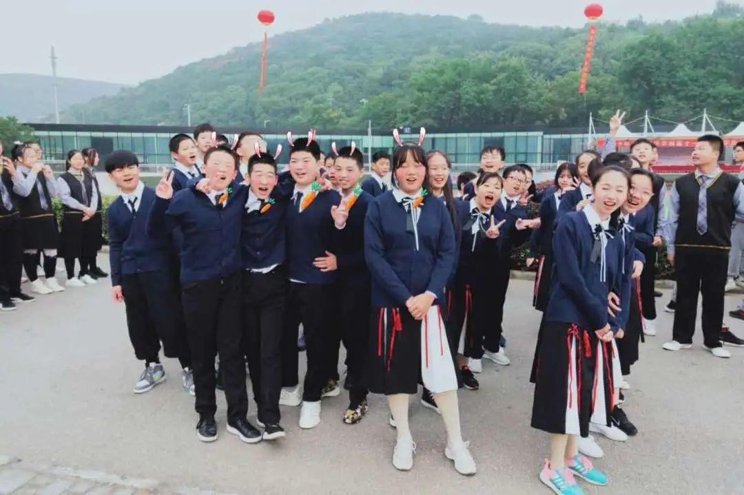 @光华学子，快来找你的专属思念瓶，把对学校思念装进去！记得截图发圈哦~图片_1180591620717411303423