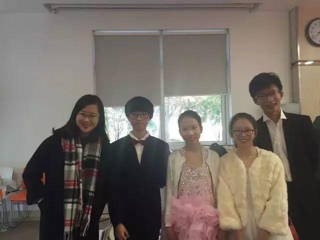 上大附外中 │ 2017年元旦迎新暨西方文化节汇报演出圆满落幕图片_35184372088831 上大附外中 │ 2017年元旦迎新暨西方文化节汇报演出圆满落幕图片_35184372088831