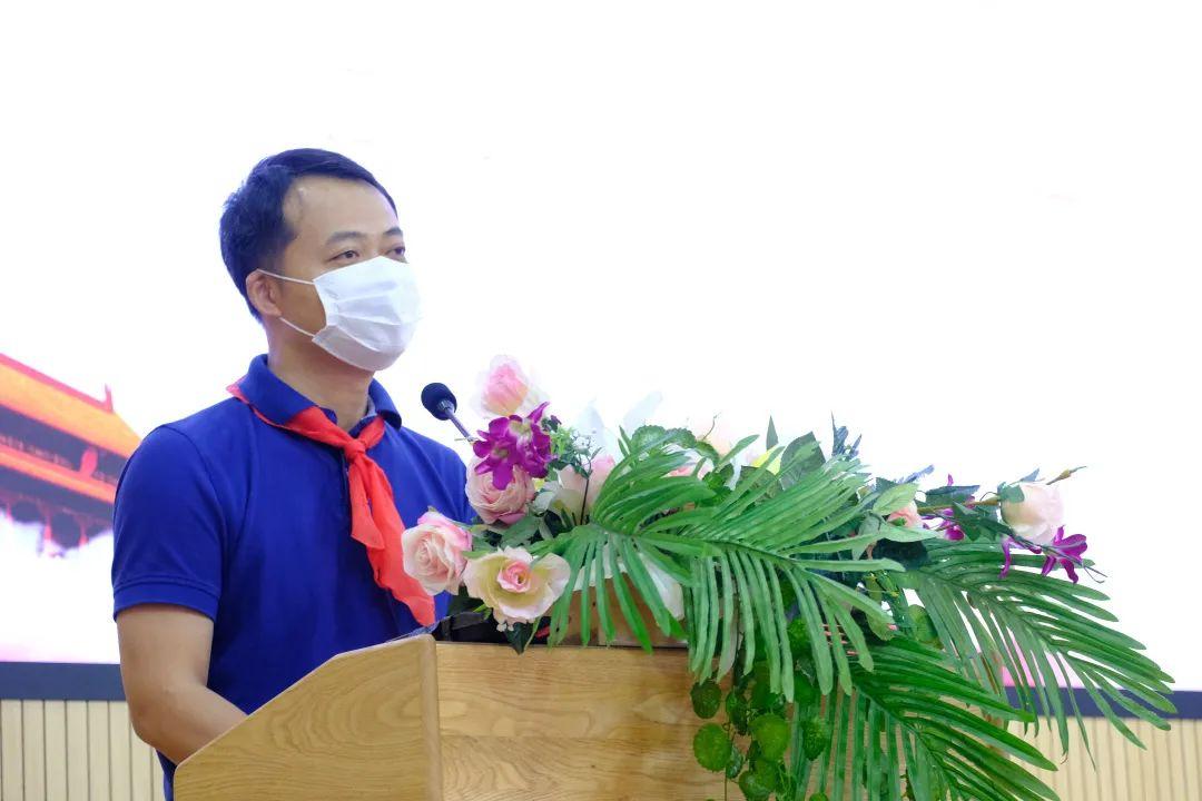 誓言当用行动实践,青春当以志向引领 ——记七年级铭言宣誓仪式图片_63 誓言当用行动实践,青春当以志向引领 ——记七年级铭言宣誓仪式图片_63