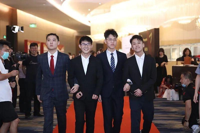 光华剑桥2020届优秀毕业生代表毕业典礼发言图片_7