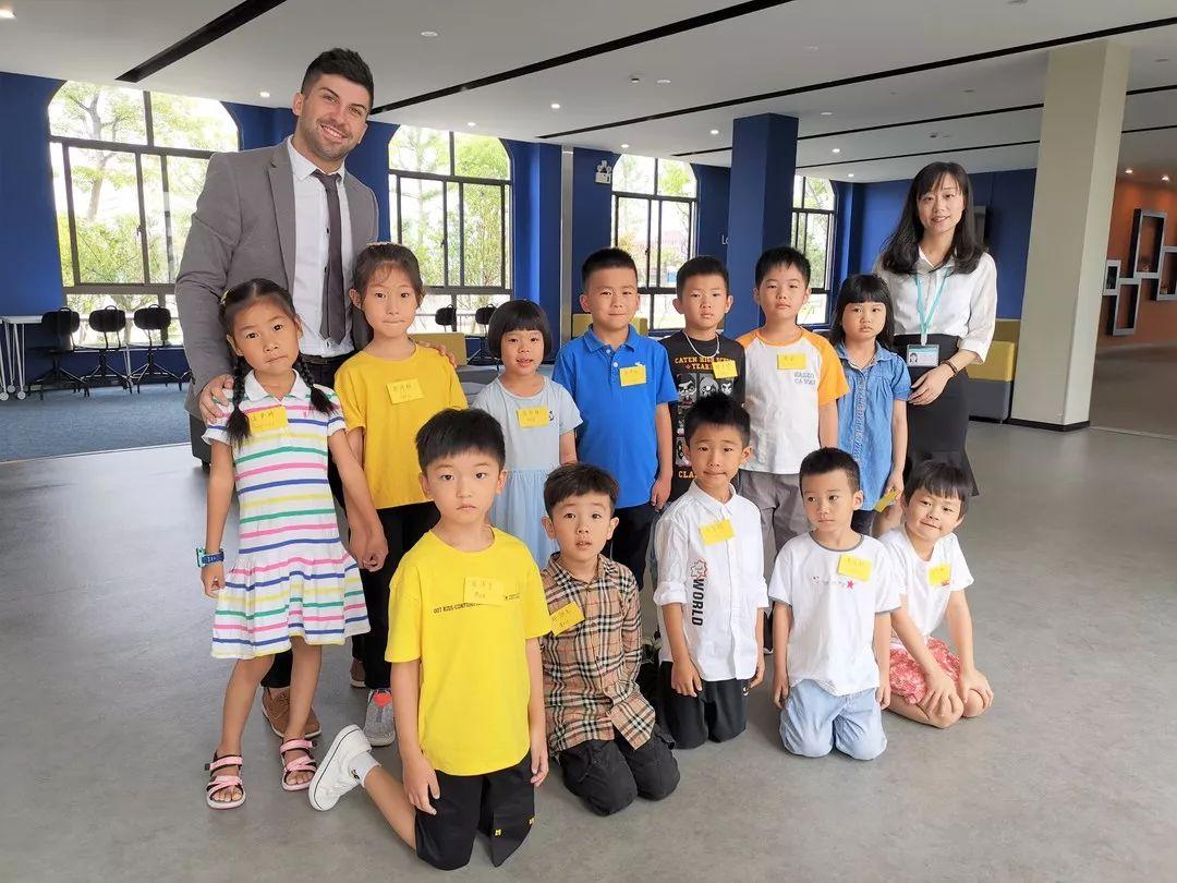 8月30日,宁波诺德安达迎新日回顾 Overview of Orientation Day on August 30th图片_127 8月30日,宁波诺德安达迎新日回顾 Overview of Orientation Day on August 30th图片_127
