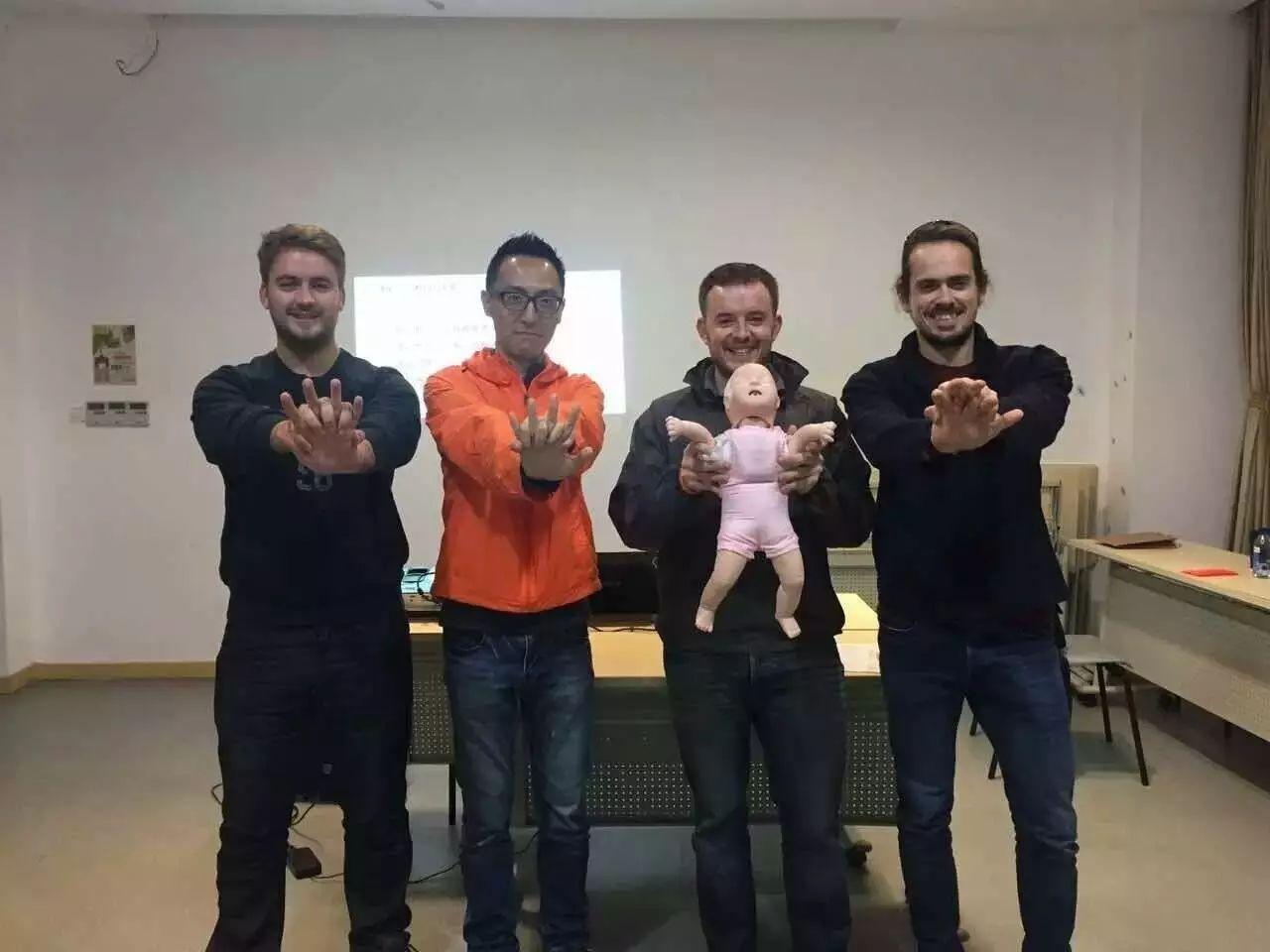 急救培训，武装光华剑桥教师团队图片_3