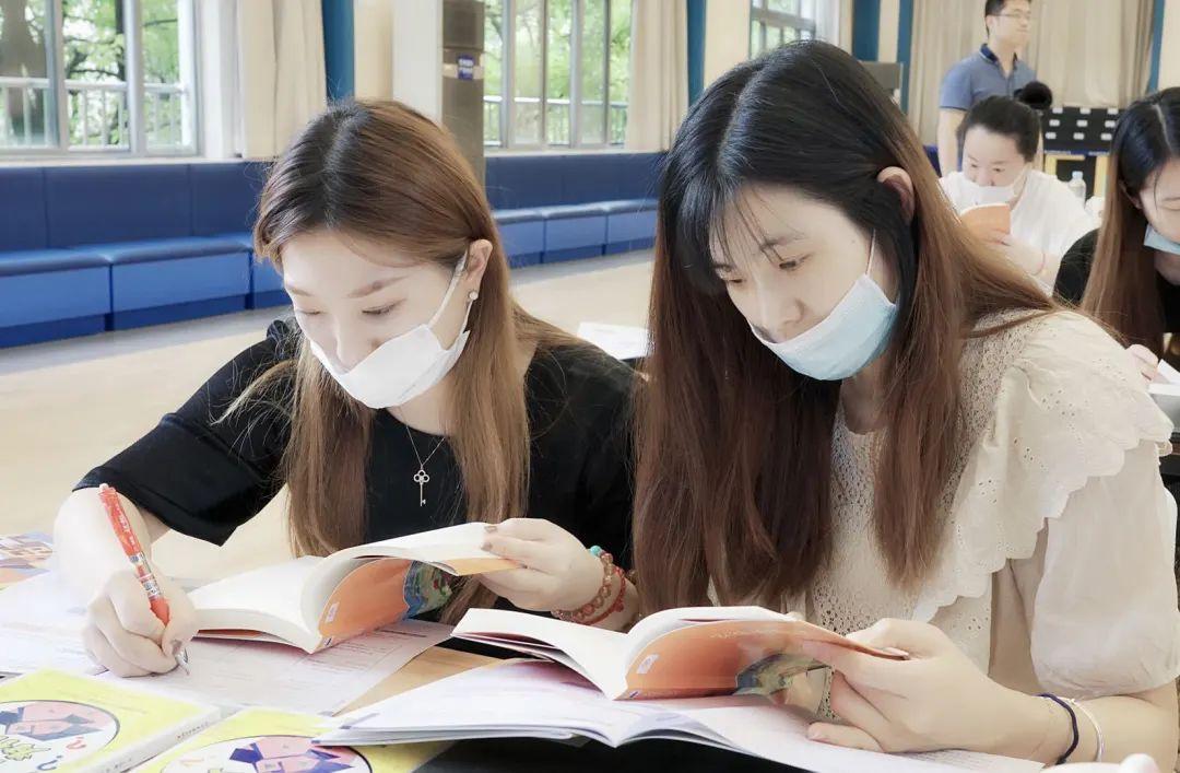 快乐读书吧——语文大组培训之“做有想象力的阅读课程”图片_8388607 快乐读书吧——语文大组培训之“做有想象力的阅读课程”图片_8388607