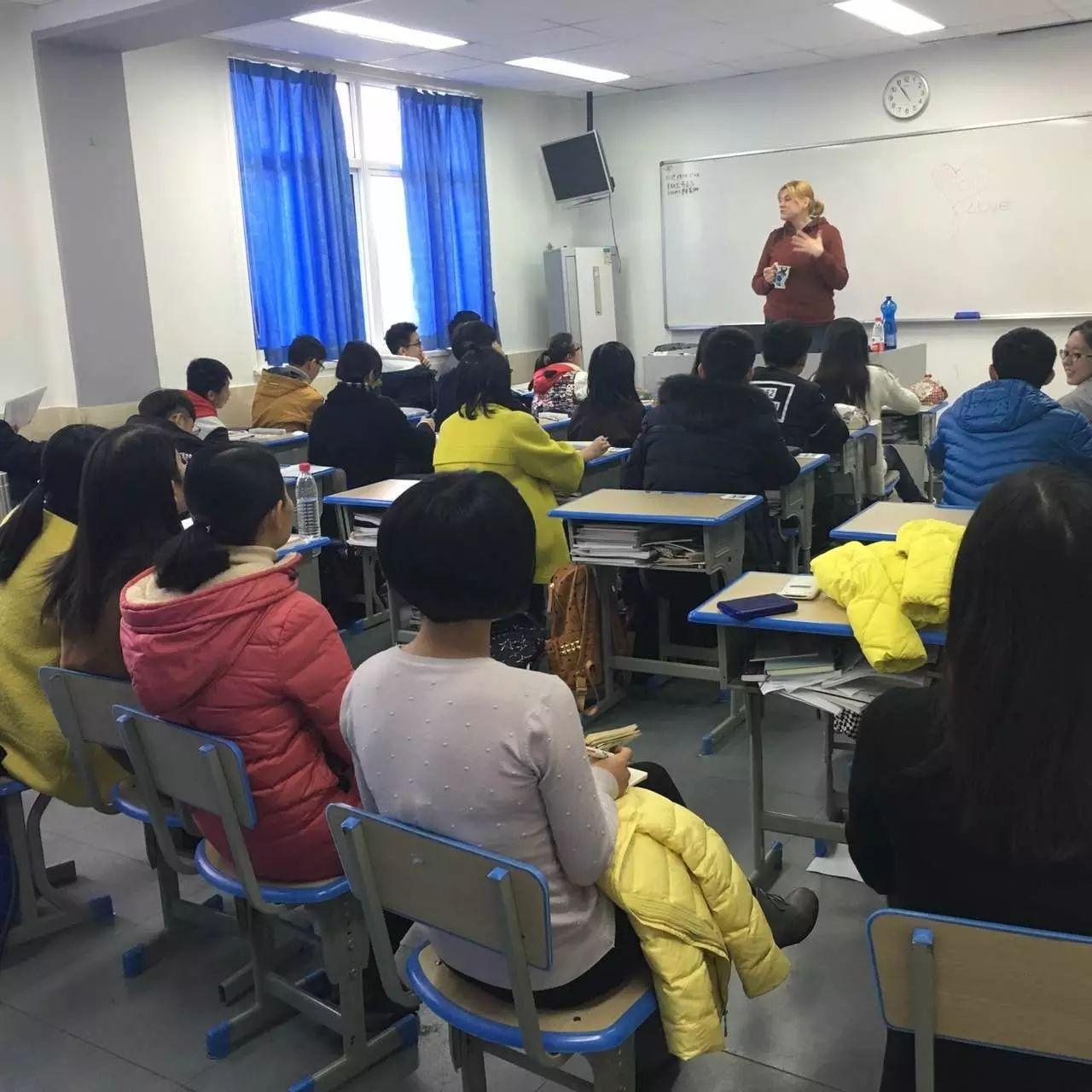 光华剑桥的“企业社会责任”：回馈教育，感恩社会图片_16383