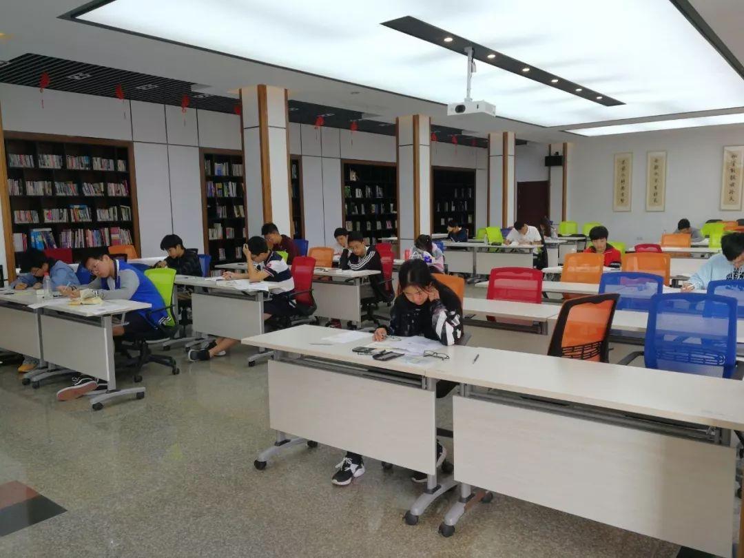 国际化学奥赛：梦想在知识的光芒中闪耀图片_1