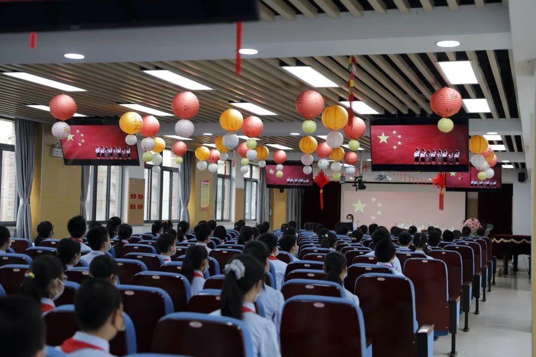 少先队 | 责任 互助 勇敢——七年级少先队铭言宣誓仪式图片_63 少先队 | 责任 互助 勇敢——七年级少先队铭言宣誓仪式图片_63