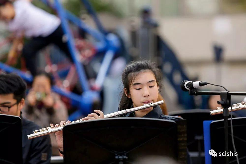 SCIS' New Orchestra Is Hitting All the Right Notes图片_7