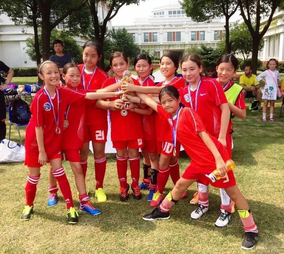 We Have Lots of Students to Congratulate! | 协和虹桥校区多名学生喜获表彰图片_3
