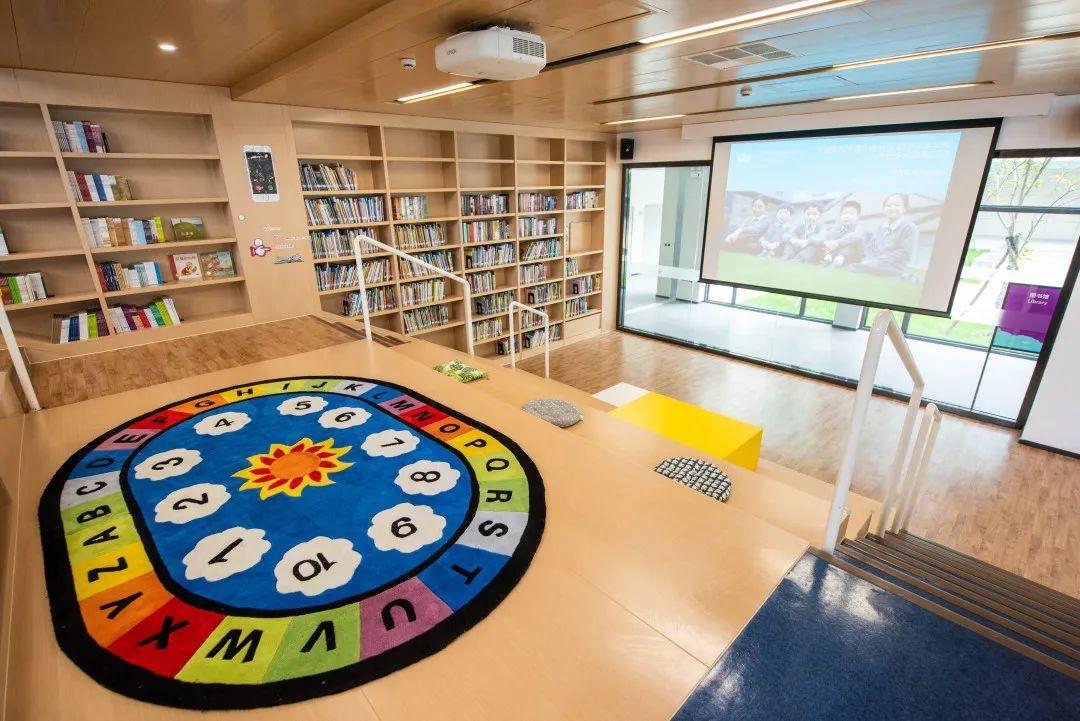 国际化设施保证国际化教育 Our investments in our schools in China图片_4095 国际化设施保证国际化教育 Our investments in our schools in China图片_4095