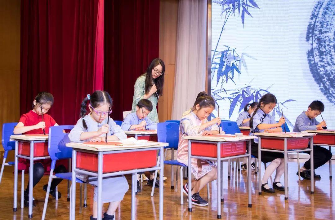 练中国书法,传汉字文化 | SUIS Chinese Practical Activity图片_281474976710655 练中国书法,传汉字文化 | SUIS Chinese Practical Activity图片_281474976710655