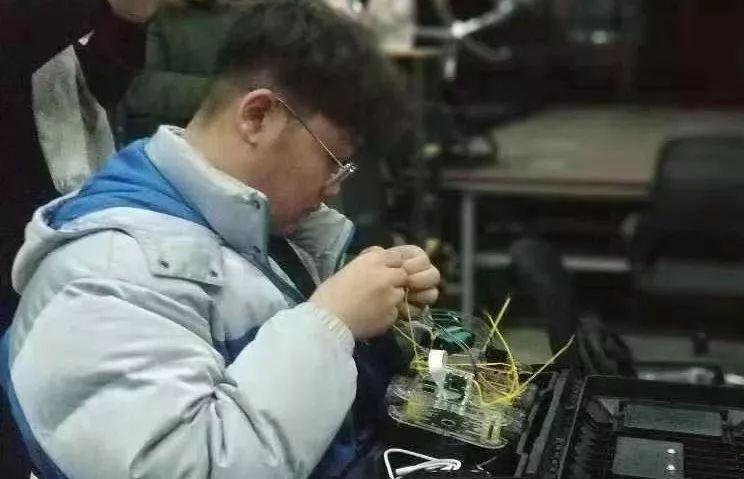 剑桥国际高中“未来交通”AI编程课程正式上线！图片_262143