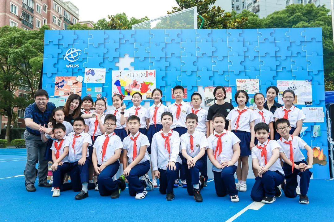 预见未来的自己——世外小学双语部五年级毕业典礼图片_2251799813685247