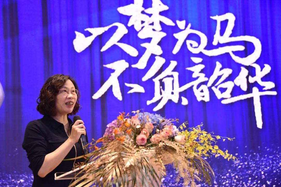 以梦为马，不负韶华——世外小学境内部五年级毕业典礼图片_131071