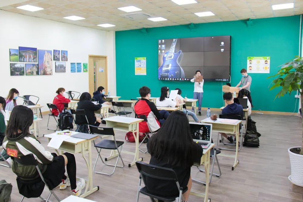 All aboard! All Grades Return to School 全年龄段返校!丨时隔120天,让我们重启美好时光图片_2097151 All aboard! All Grades Return to School 全年龄段返校!丨时隔120天,让我们重启美好时光图片_2097151