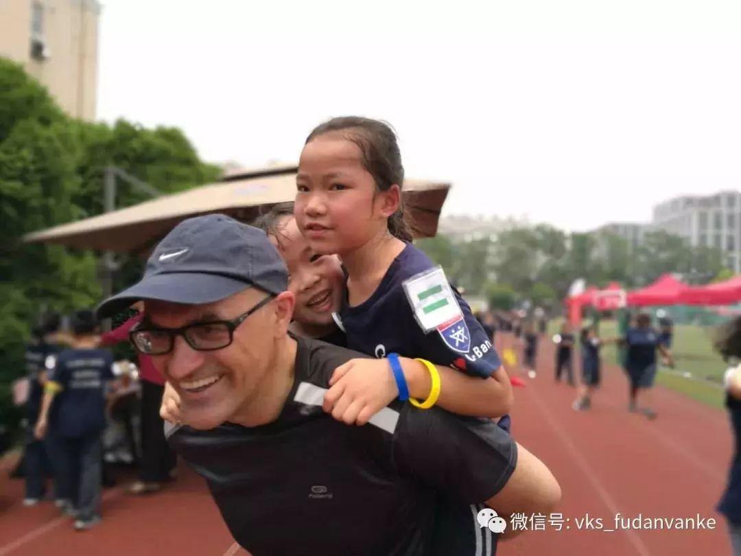 慈善,一直都是德英乐的“必修课”图片_16777215 慈善,一直都是德英乐的“必修课”图片_16777215