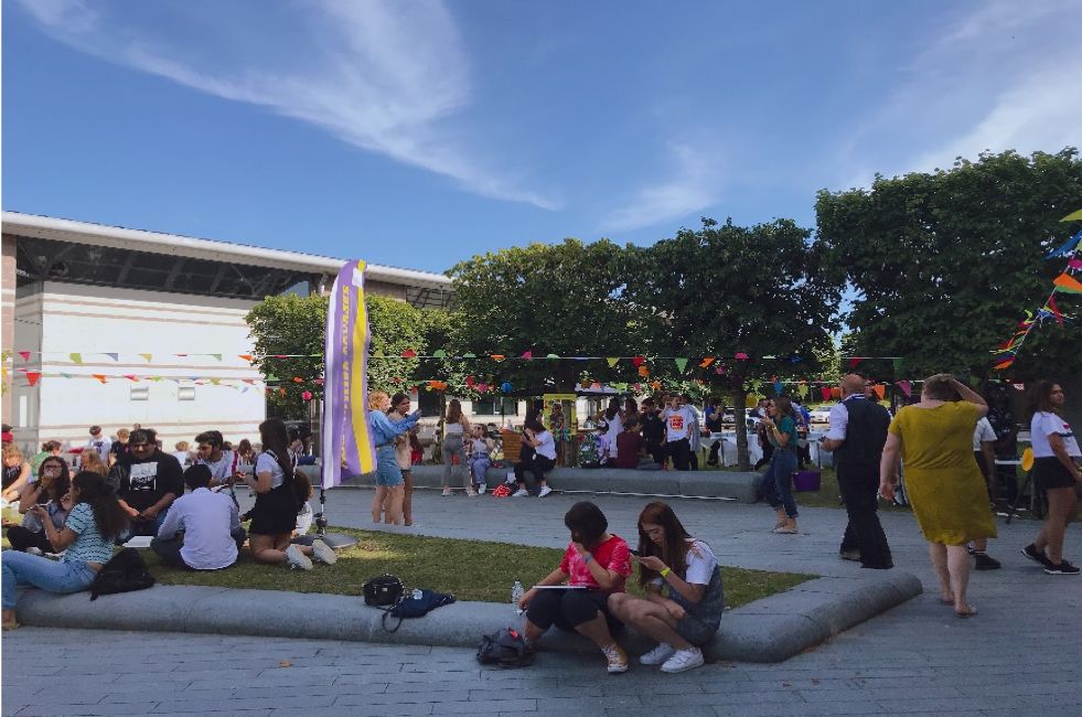 【世界教室】亲子专场:伯恩茅斯艺术夏校,维克森林夏校,哈佛领袖峰会图片_63 【世界教室】亲子专场:伯恩茅斯艺术夏校,维克森林夏校,哈佛领袖峰会图片_63