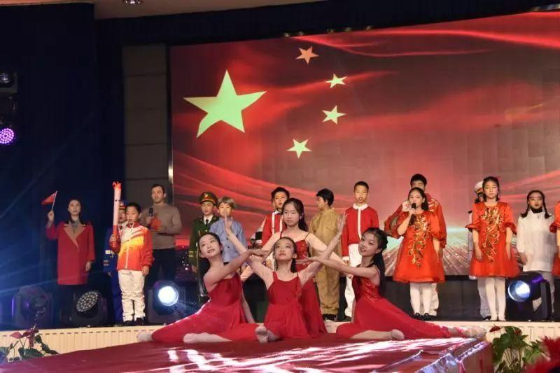 世外小学2019年"倾听音乐的心声”主题迎新活动图片_348449143727040986586495598010130648530943 世外小学2019年"倾听音乐的心声”主题迎新活动图片_348449143727040986586495598010130648530943