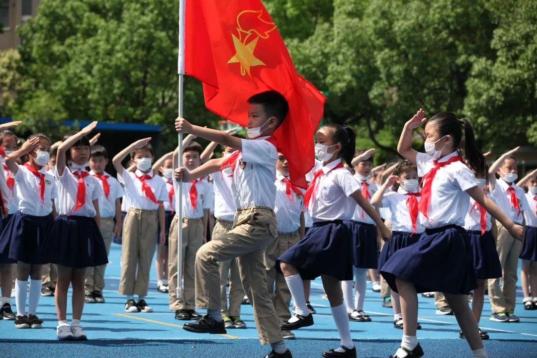 时刻准备着——世外小学二年级入队仪式图片_134217727 时刻准备着——世外小学二年级入队仪式图片_134217727