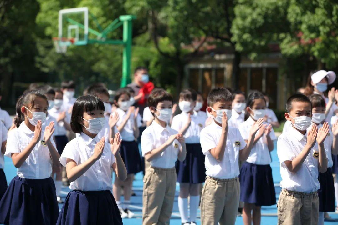 时刻准备着——世外小学二年级入队仪式图片_2047 时刻准备着——世外小学二年级入队仪式图片_2047