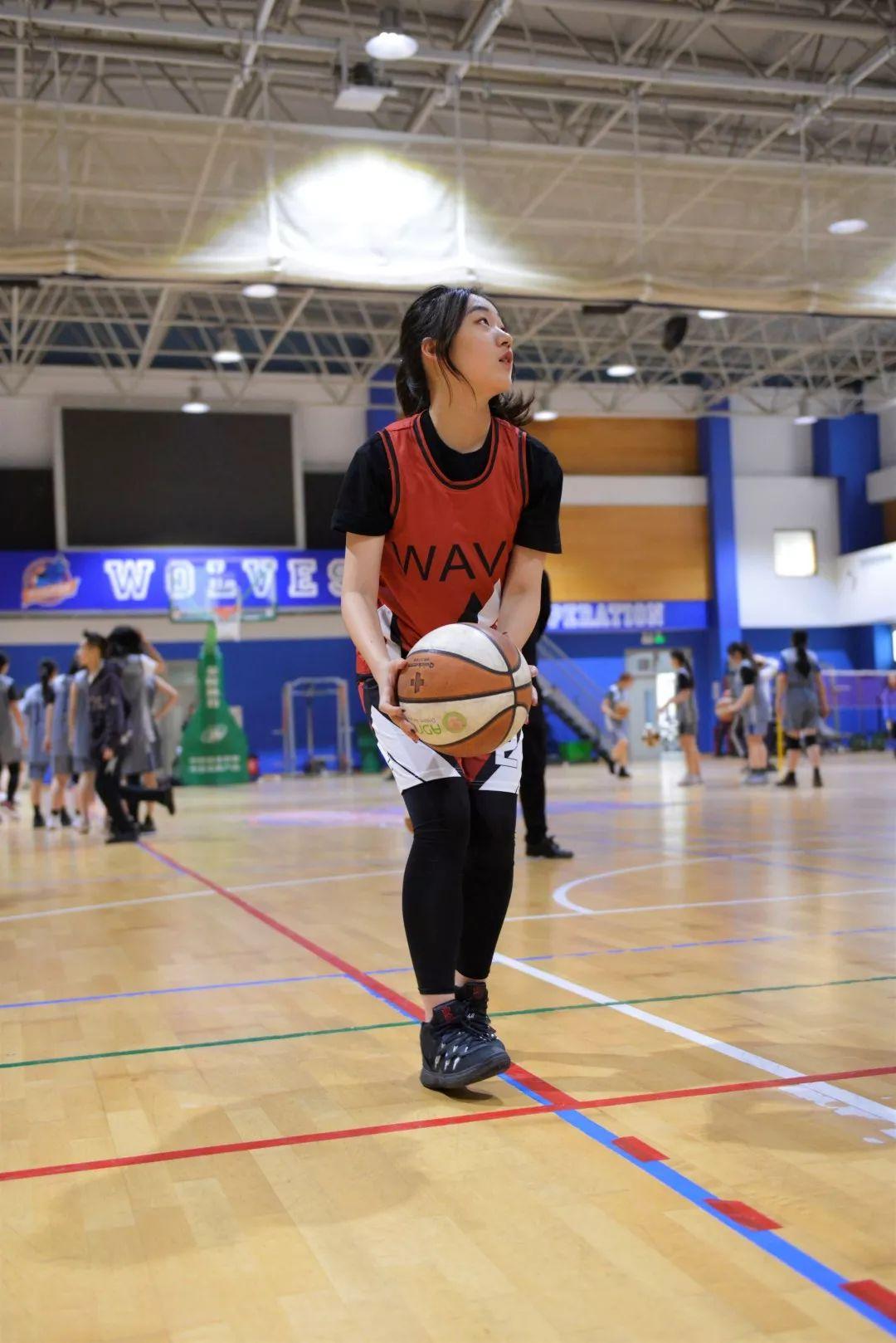 巾帼不让须眉 | 上实 vs 协和女篮友谊赛图片_63 巾帼不让须眉 | 上实 vs 协和女篮友谊赛图片_63