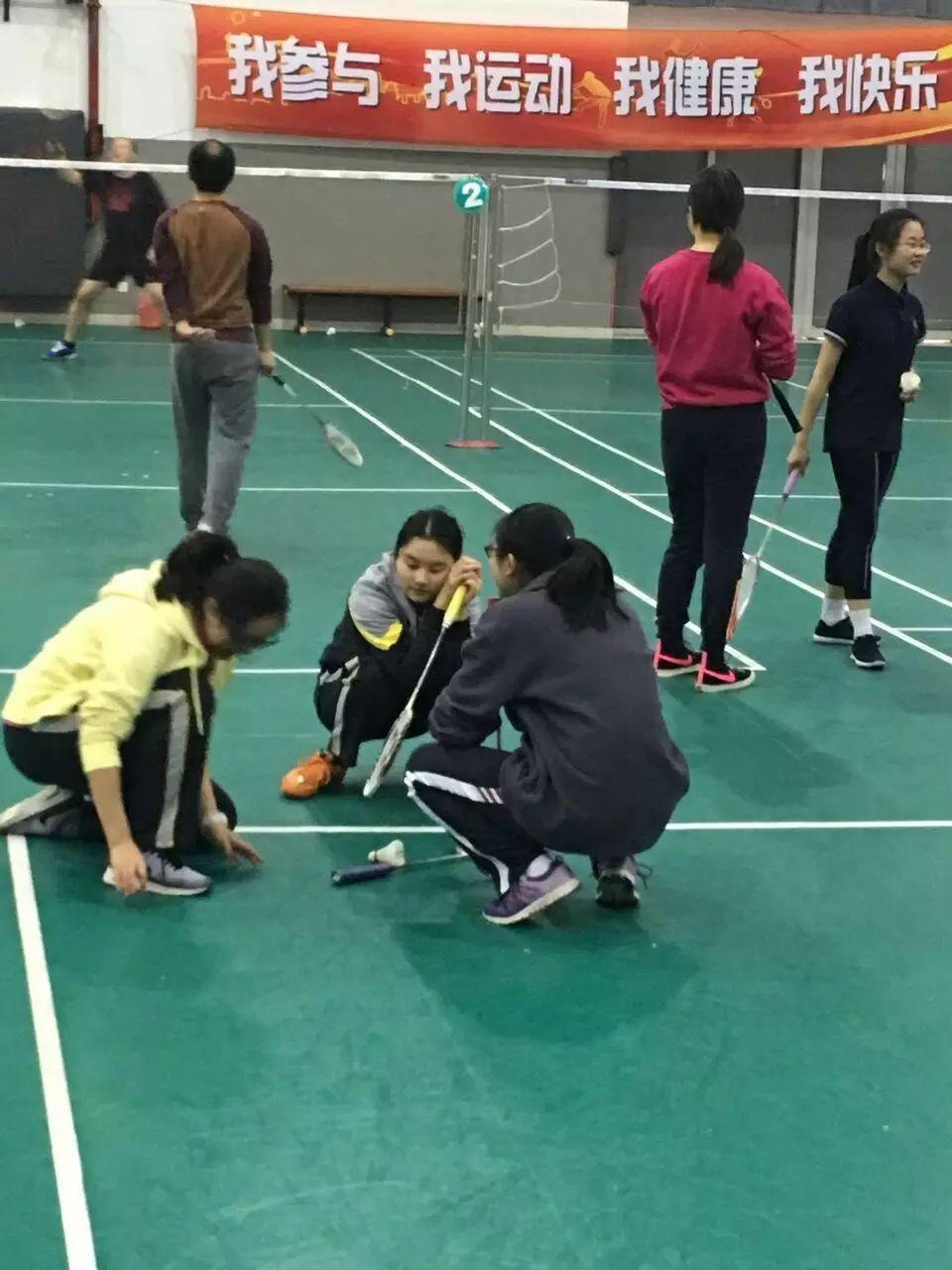 冬日来一场热情的羽毛球校际赛吧！图片_7