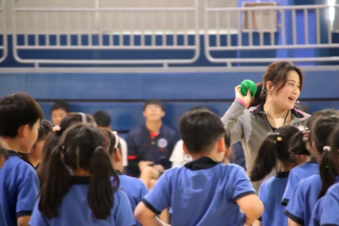 万源教师 绝不简单 | 喜获全国啦啦操竞赛第一名的教练员们 Versatile XieHe图片_16383 万源教师 绝不简单 | 喜获全国啦啦操竞赛第一名的教练员们 Versatile XieHe图片_16383