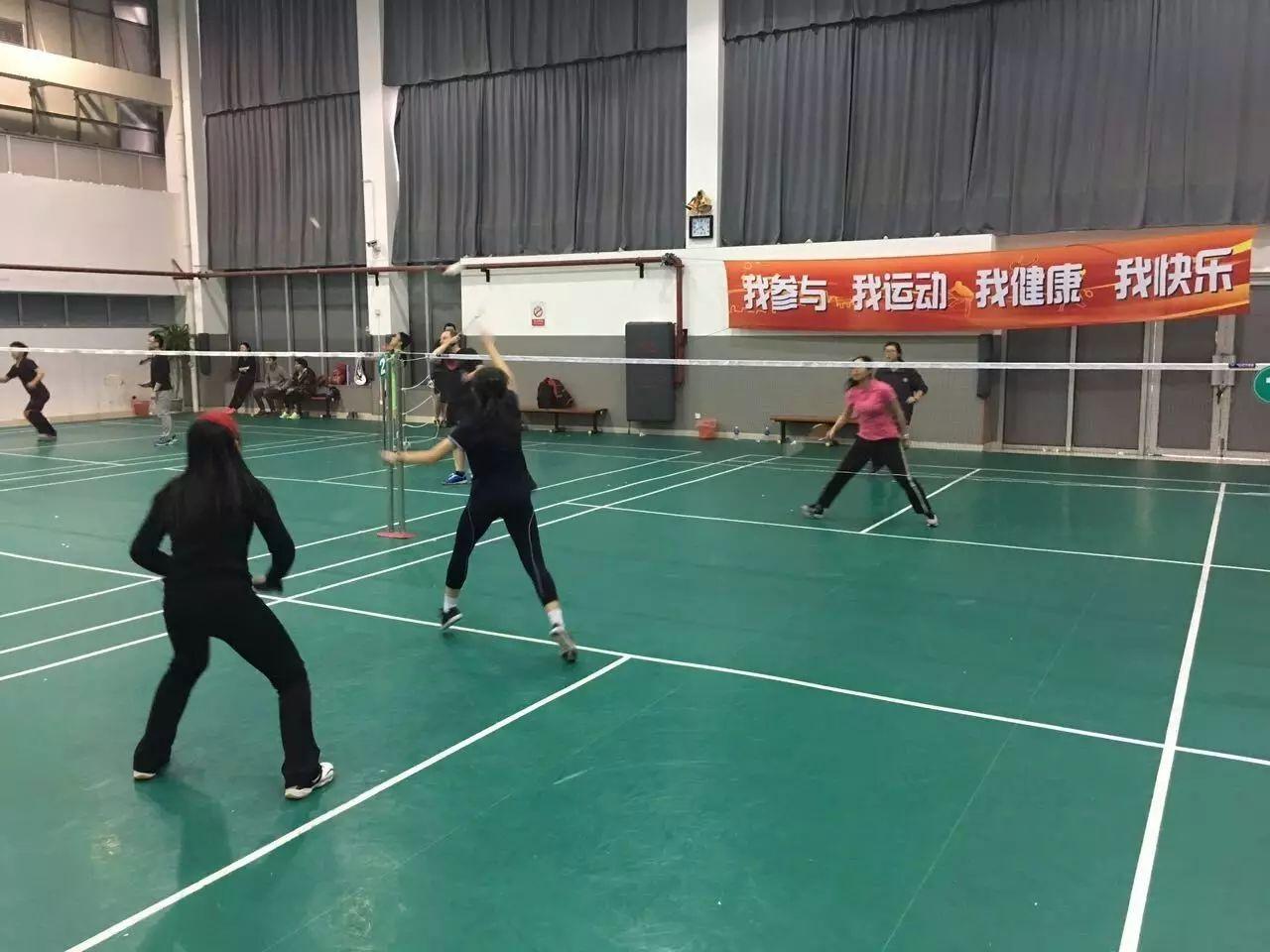 冬日来一场热情的羽毛球校际赛吧！图片_31