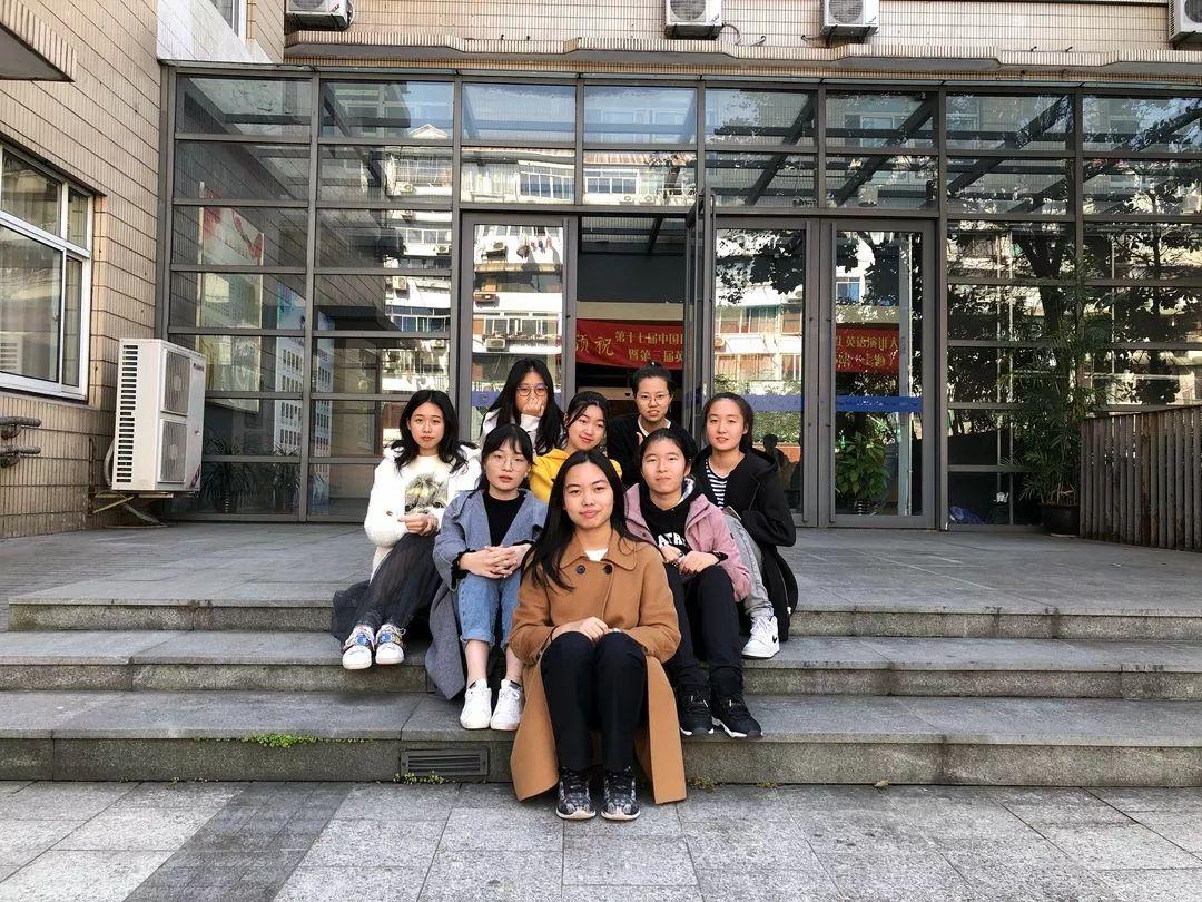 谁羽争锋——记光华剑桥第一届As年级羽毛球赛图片_67108863 谁羽争锋——记光华剑桥第一届As年级羽毛球赛图片_67108863