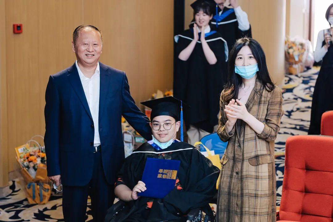 “不凡之年”毕业季 | 第一篇:尚德2020届IBDP成人礼图片_8191 “不凡之年”毕业季 | 第一篇:尚德2020届IBDP成人礼图片_8191
