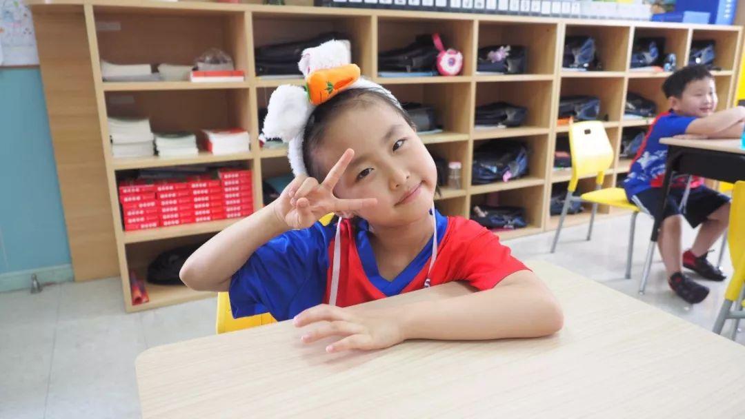 LS融合小学部一年级“乖乖小兔迎中秋”活动图片_274877906943