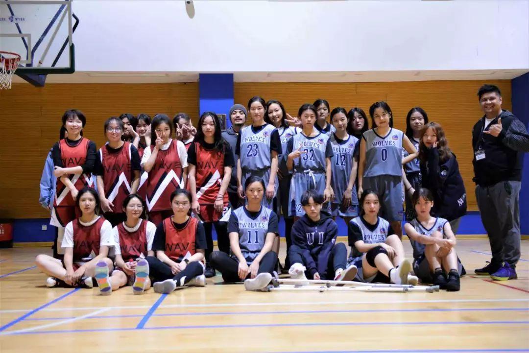 巾帼不让须眉 | 上实 vs 协和女篮友谊赛图片_137438953471 巾帼不让须眉 | 上实 vs 协和女篮友谊赛图片_137438953471