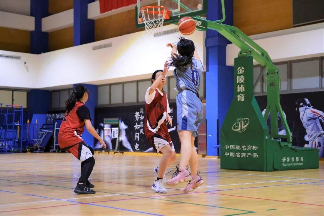 巾帼不让须眉 | 上实 vs 协和女篮友谊赛图片_536870911 巾帼不让须眉 | 上实 vs 协和女篮友谊赛图片_536870911