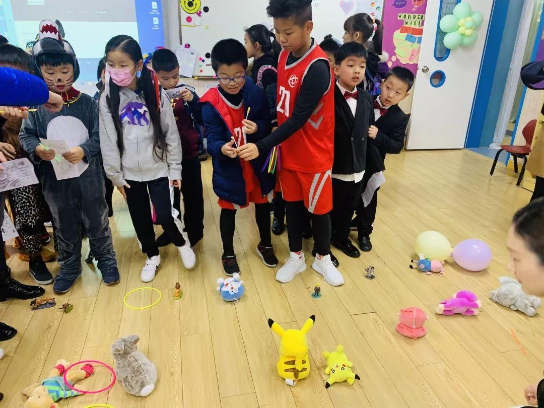 世外小学2019年"倾听音乐的心声”主题迎新活动图片_2187250724783011924372502227117621365353169430893212436425770606409952999199375923223513177023053823 世外小学2019年"倾听音乐的心声”主题迎新活动图片_2187250724783011924372502227117621365353169430893212436425770606409952999199375923223513177023053823