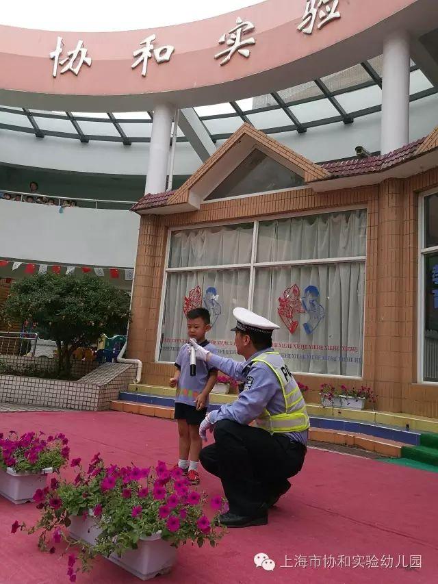 交警叔叔进校园图片_8191