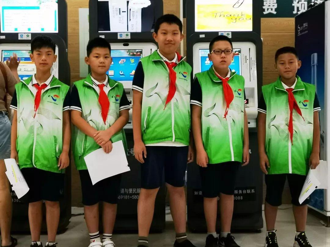 活动 | 上海民办位育中学志愿服务大队，荣获2019年度上海市第六人民医院“优秀志愿服务团队图片_7