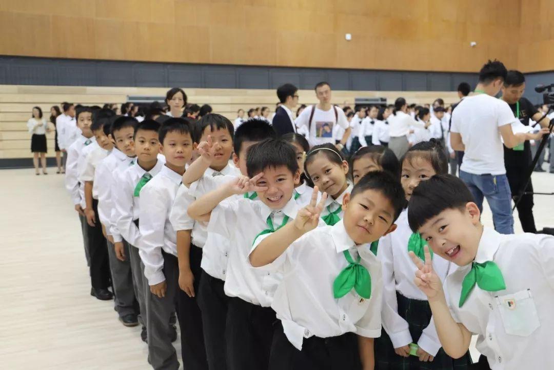 这所"超级学校"斩获藤校大满贯，如何做到的？为此，我们采访了青浦平和校长...图片_262143