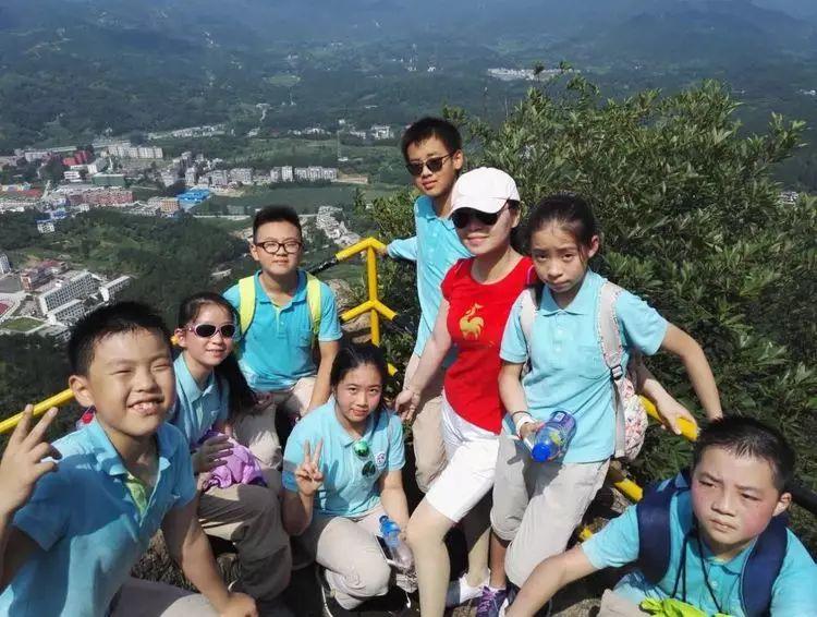 别样实践别样情 ——记初中部六年级大别山社会实践图片_16383