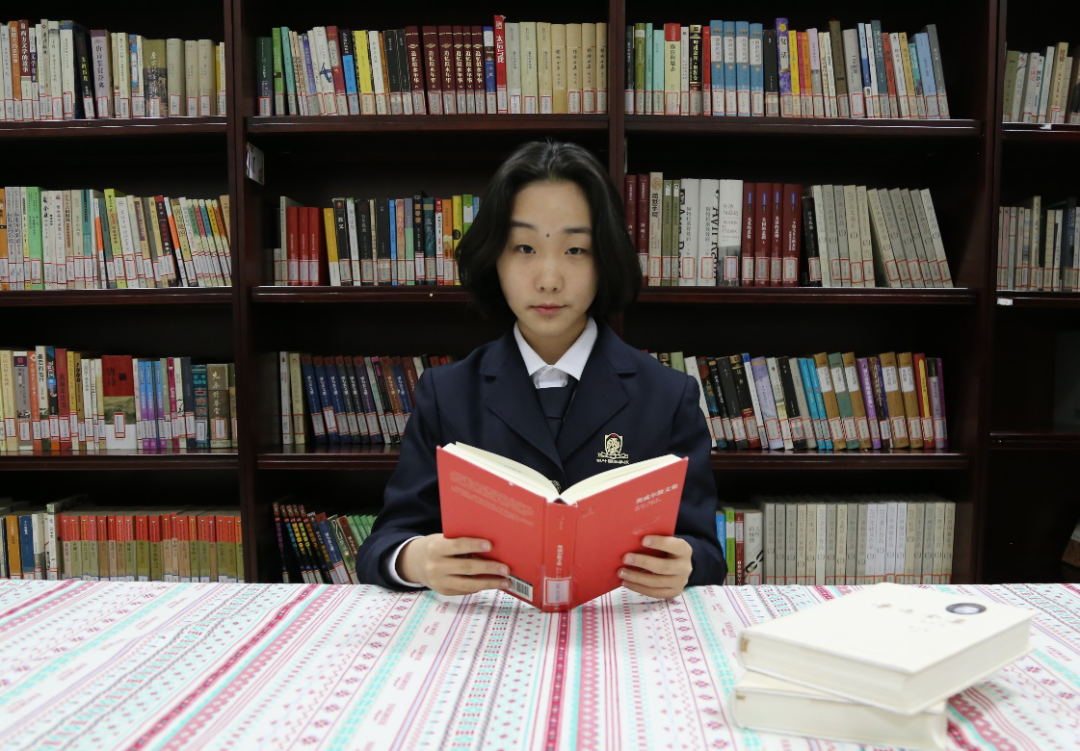 上海枫叶学子故事分享丨吕妍霄的静与动图片_3 上海枫叶学子故事分享丨吕妍霄的静与动图片_3