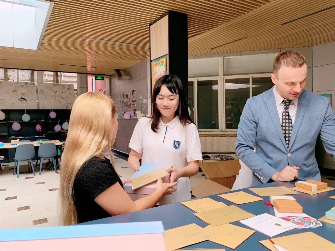学子情谊深，园丁节日暖 | 记西南位育中学国际部师生共庆教师节及中秋节活动图片_511