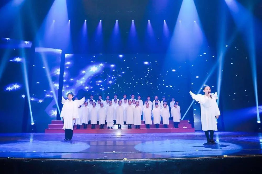 Seasons of Love——上海市实验学校国际部圣诞联欢活动图片_1048575