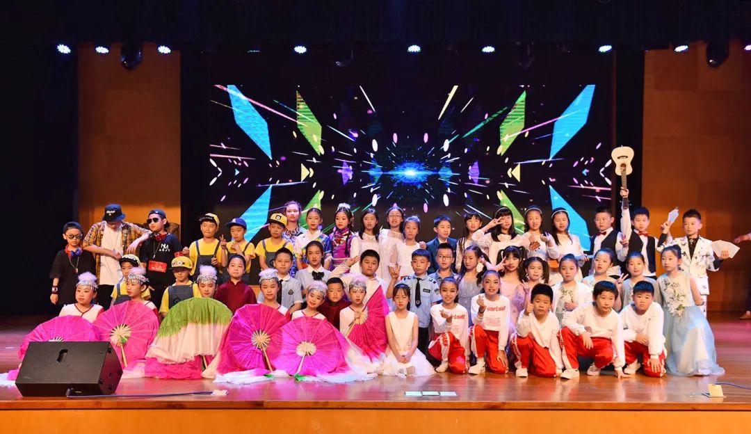 秀才艺,展童真,庆六一 Talent Show Brightens Our Childhood图片_8796093022207 秀才艺,展童真,庆六一 Talent Show Brightens Our Childhood图片_8796093022207