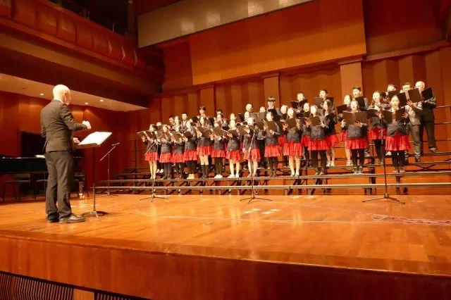歌声动听，琴声飞扬：领科2017年春季音乐会圆满落幕图片_268435455