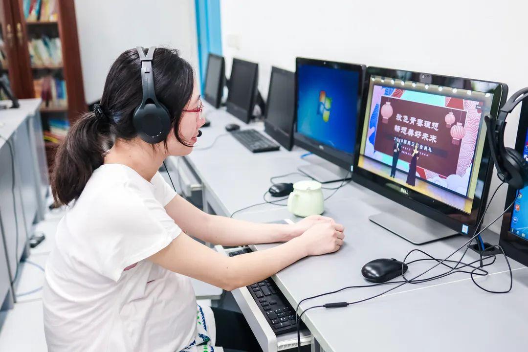 毕业典礼 | 此去前程似锦,归来仍是少年——记民办位育中学DP线上毕业典礼图片_17592186044415 毕业典礼 | 此去前程似锦,归来仍是少年——记民办位育中学DP线上毕业典礼图片_17592186044415