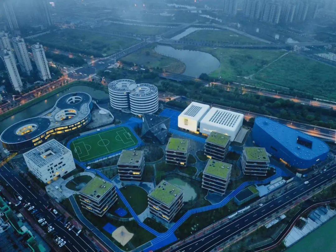 校园云开放 | 带你走入“沪上最美”图书馆一探究竟图片_15