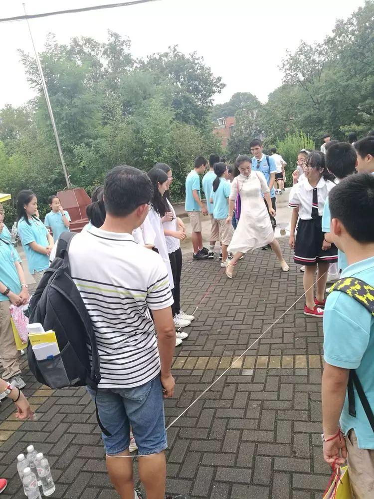 别样实践别样情 ——记初中部六年级大别山社会实践图片_127