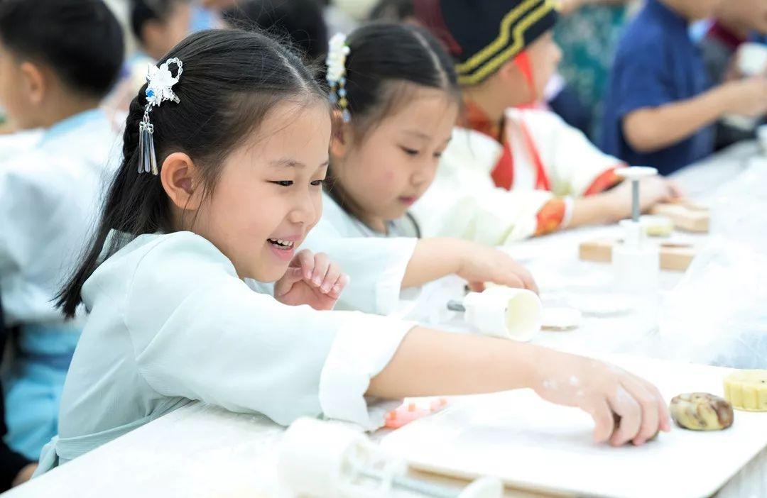 月亮代表我的心,中秋节快乐 | SUIS Mid-Autumn Festival Celebrations图片_31 月亮代表我的心,中秋节快乐 | SUIS Mid-Autumn Festival Celebrations图片_31