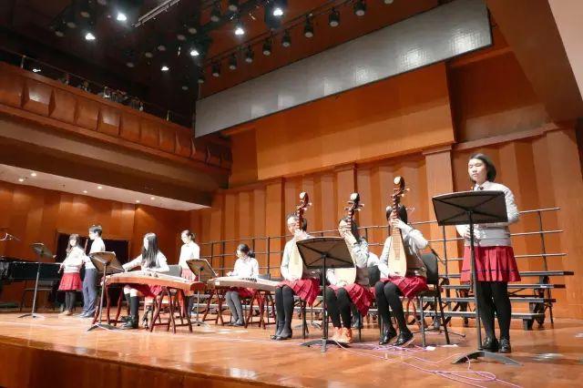 歌声动听，琴声飞扬：领科2017年春季音乐会圆满落幕图片_16777215